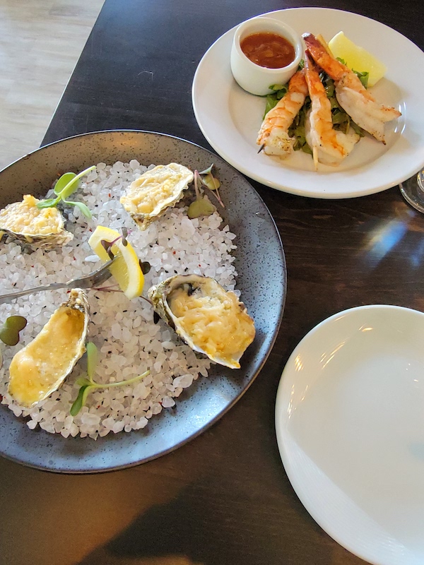 Pono Pacific Kitchen Pictures