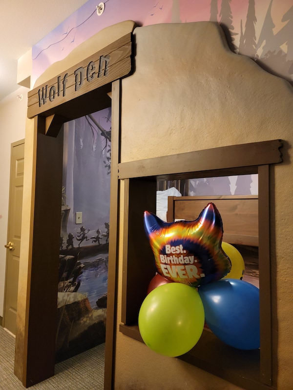 Wolf Den Suite Review Pictures